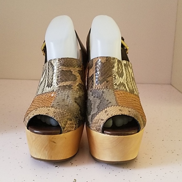 COACH LEATHER CLOG HEELS - Picture 2 of 8